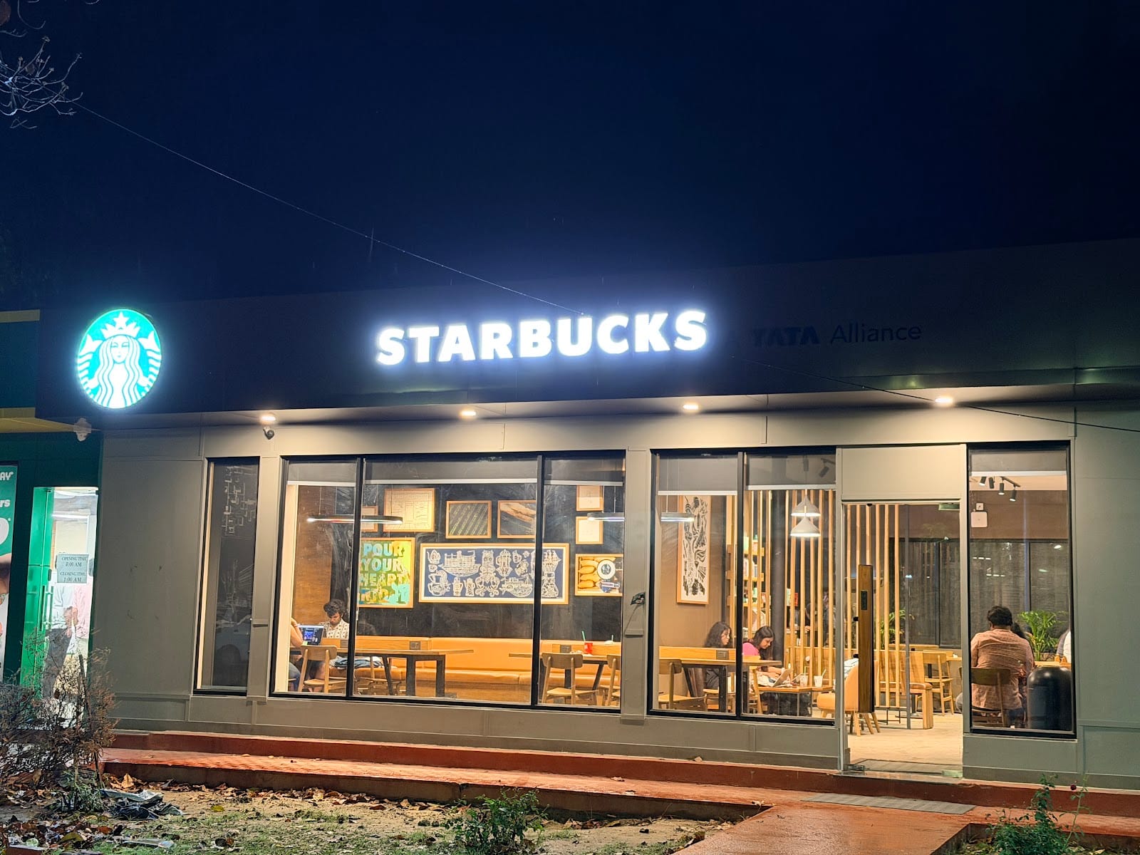 Starbucks - Kalyanpur