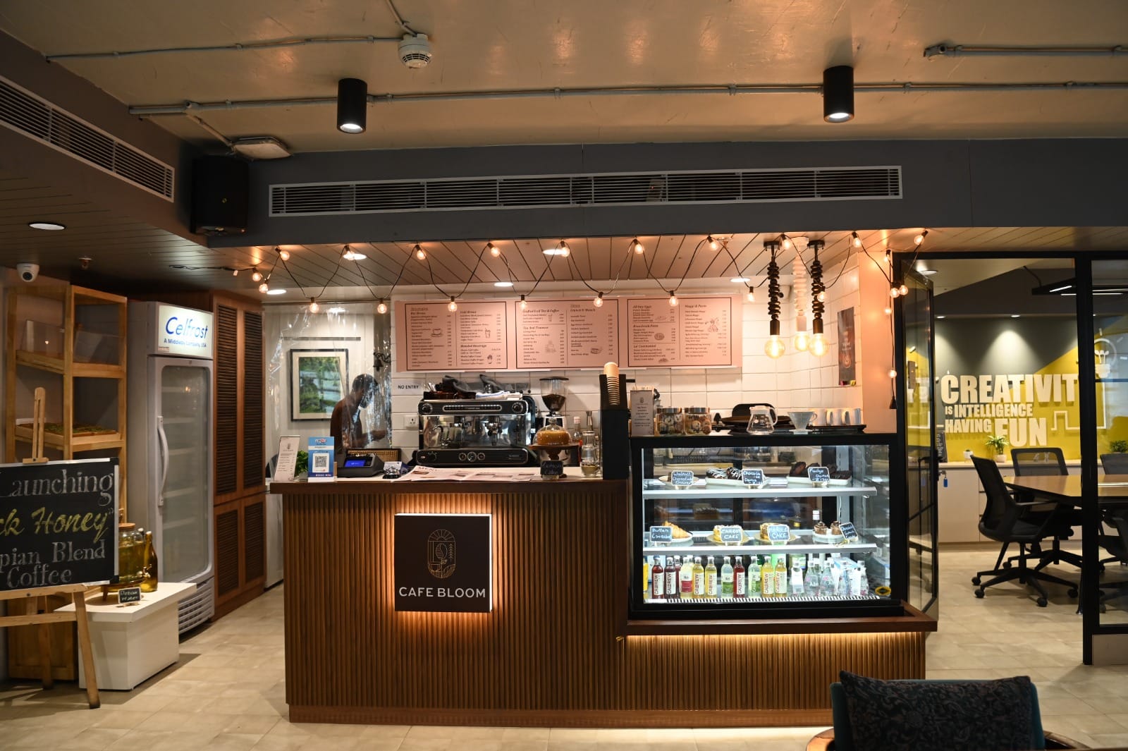 Cafe Bloom