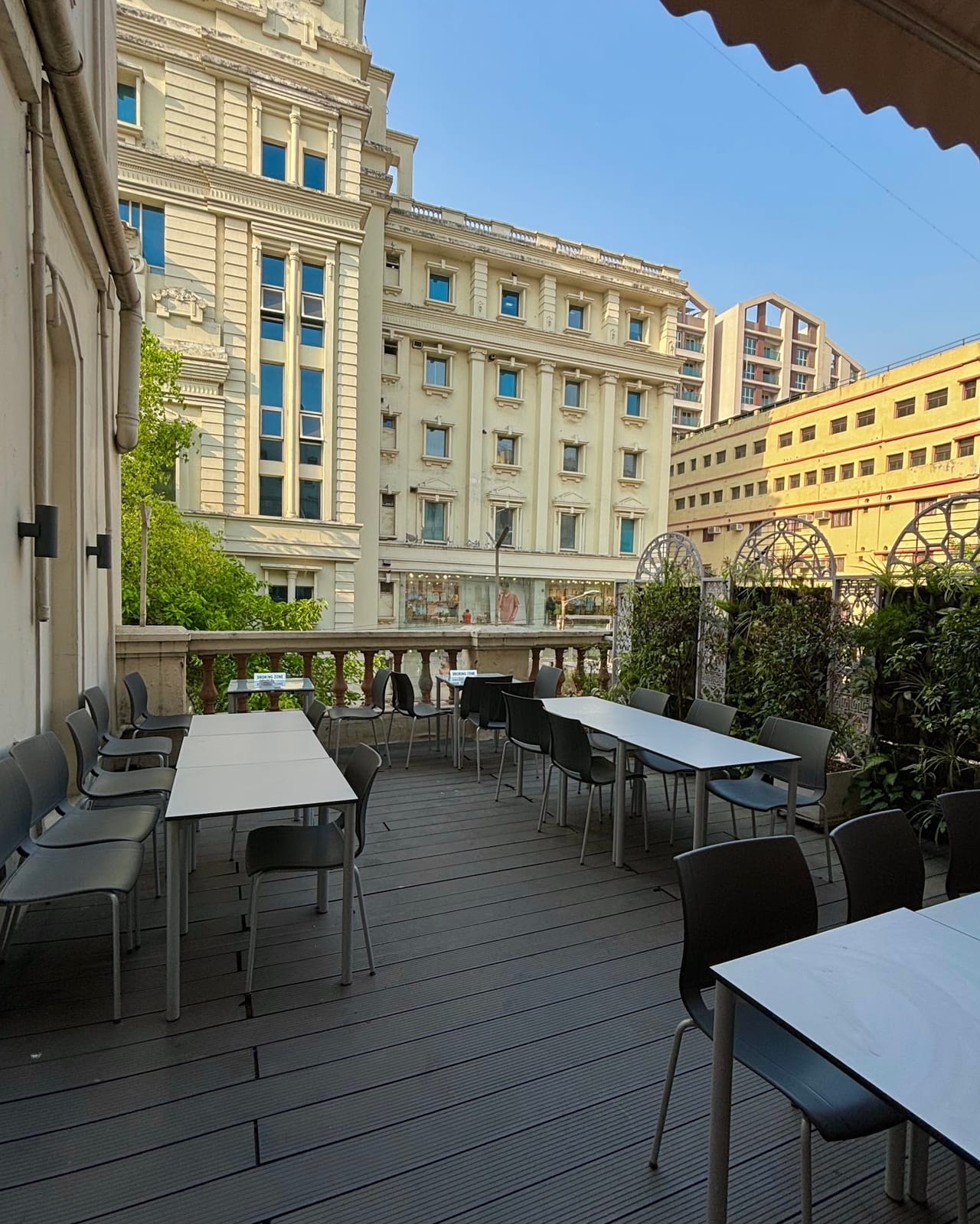 Cafe Mueller by Art Cafe