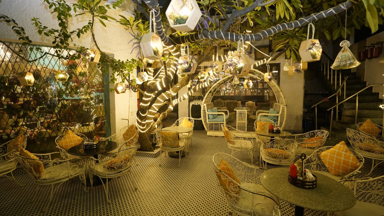 Cappuccino Blast Mall Avenue photo 7