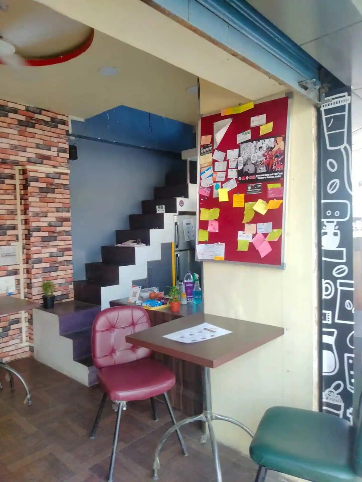 COFFEE HOUSE
