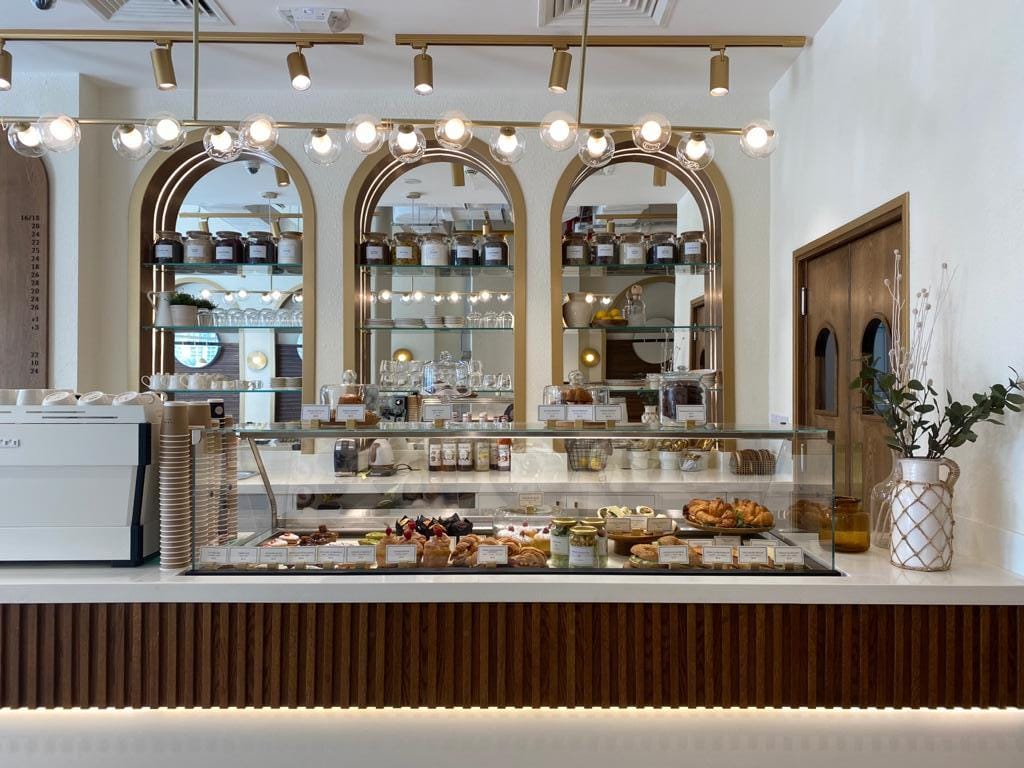 Creme & Butter - Place Vendome