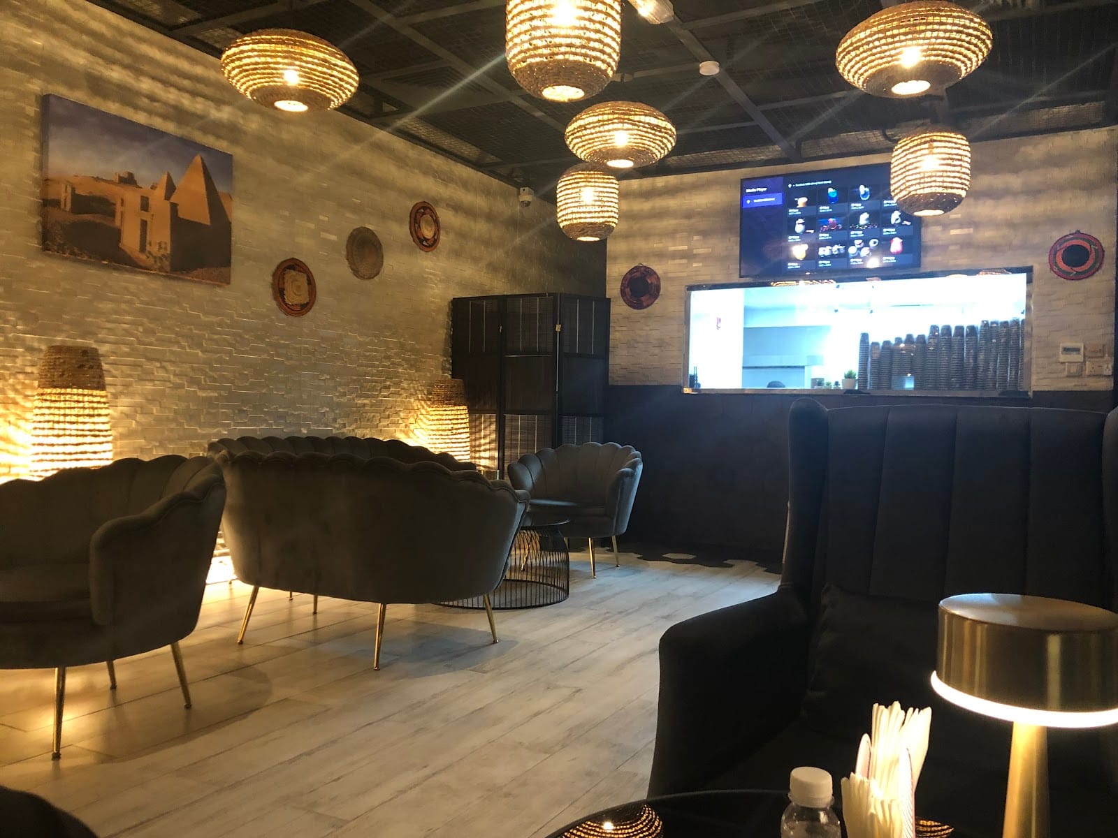 Zool Lounge Cafe