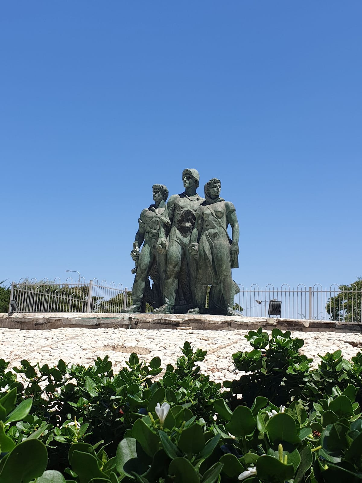 Cafe fliou עגלת קפה photo 3