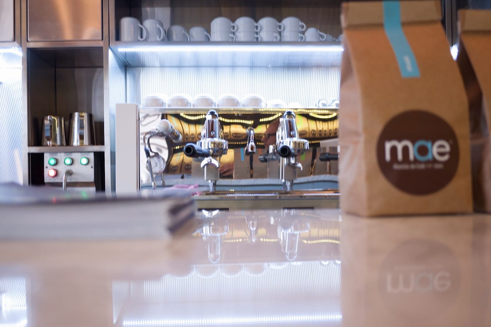 Mae Café