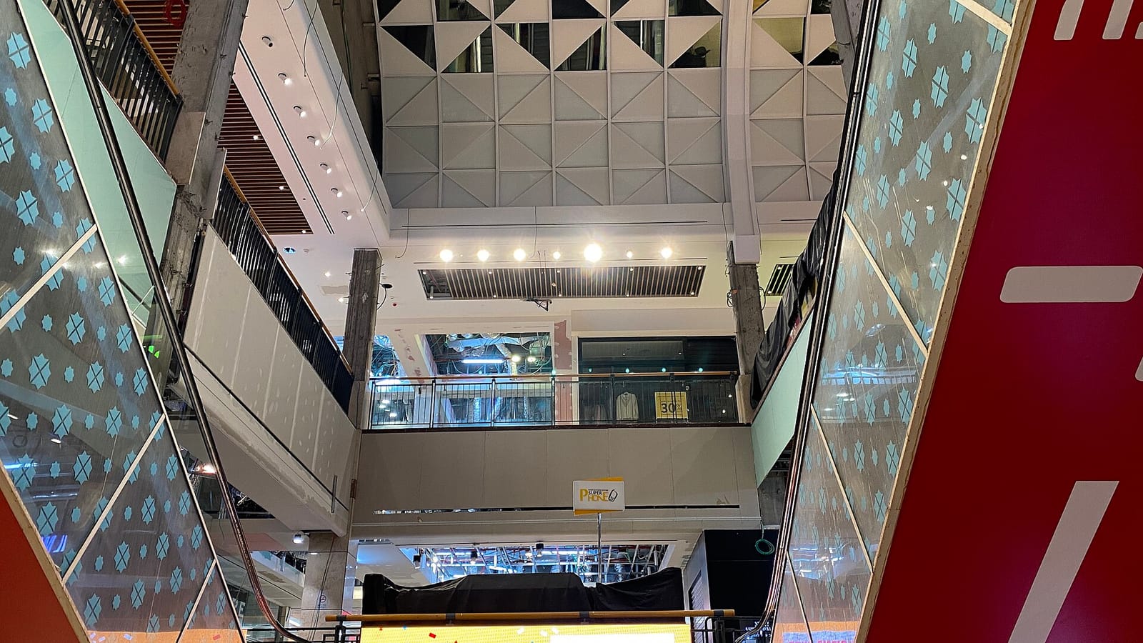 Aroma Espresso Bar ארומה אספרסו בר photo 2