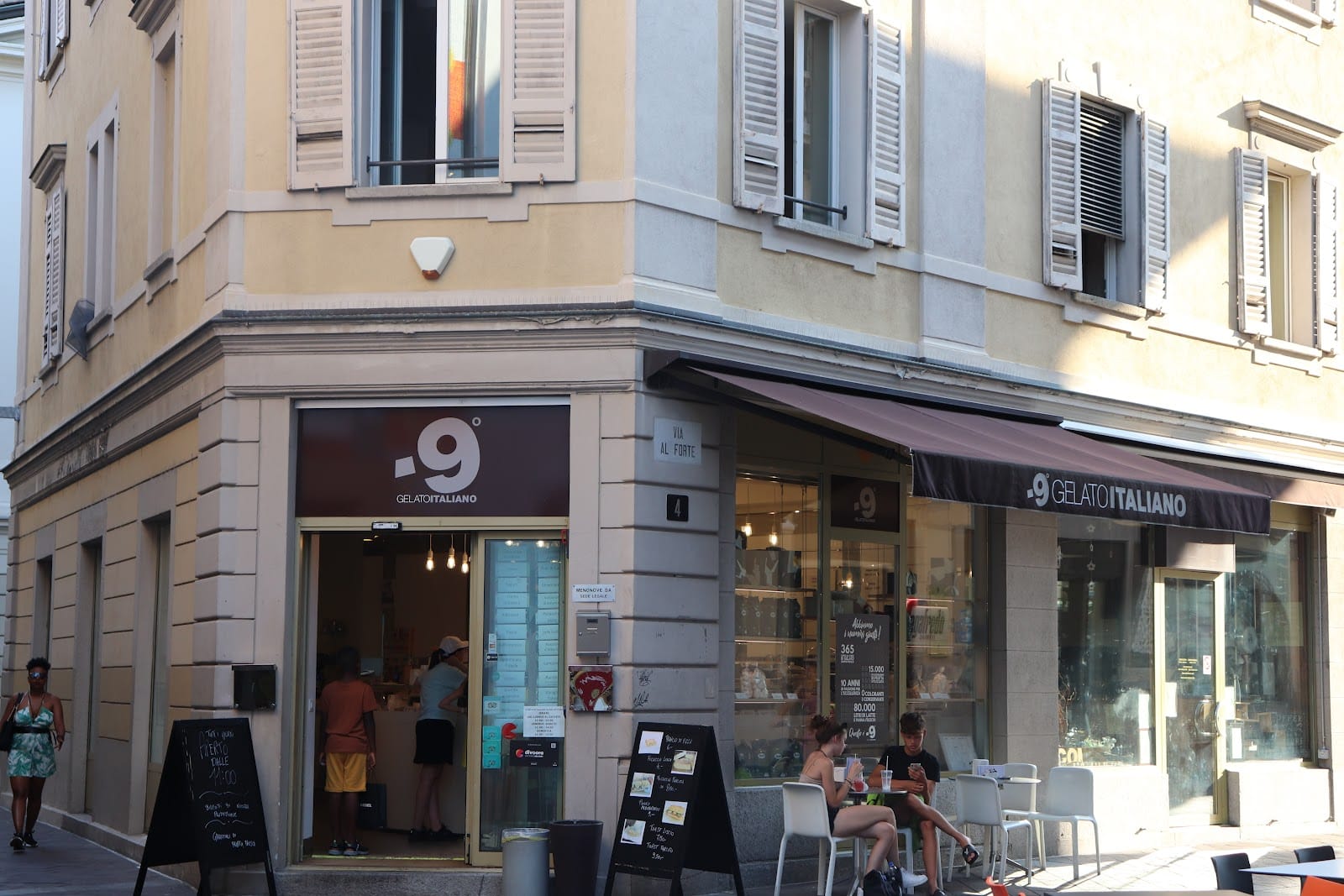 Gelateria meno 9