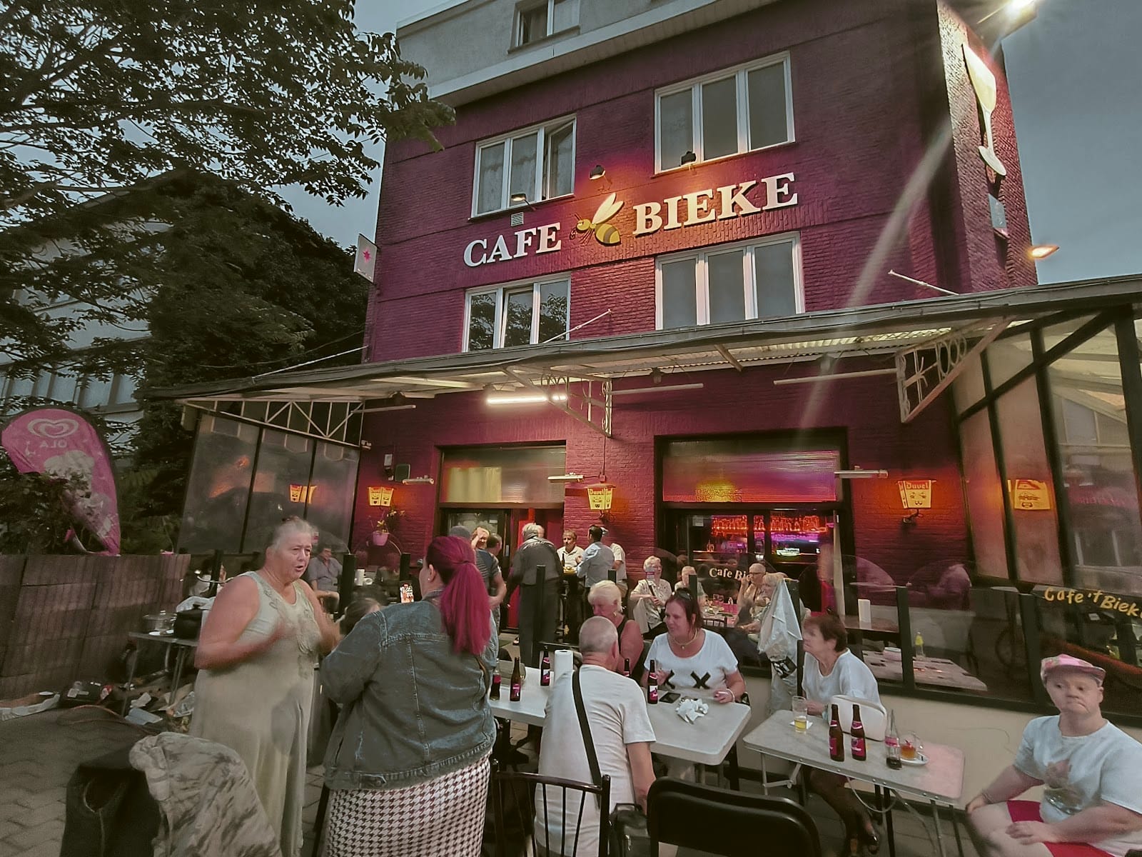 Cafe Bieke