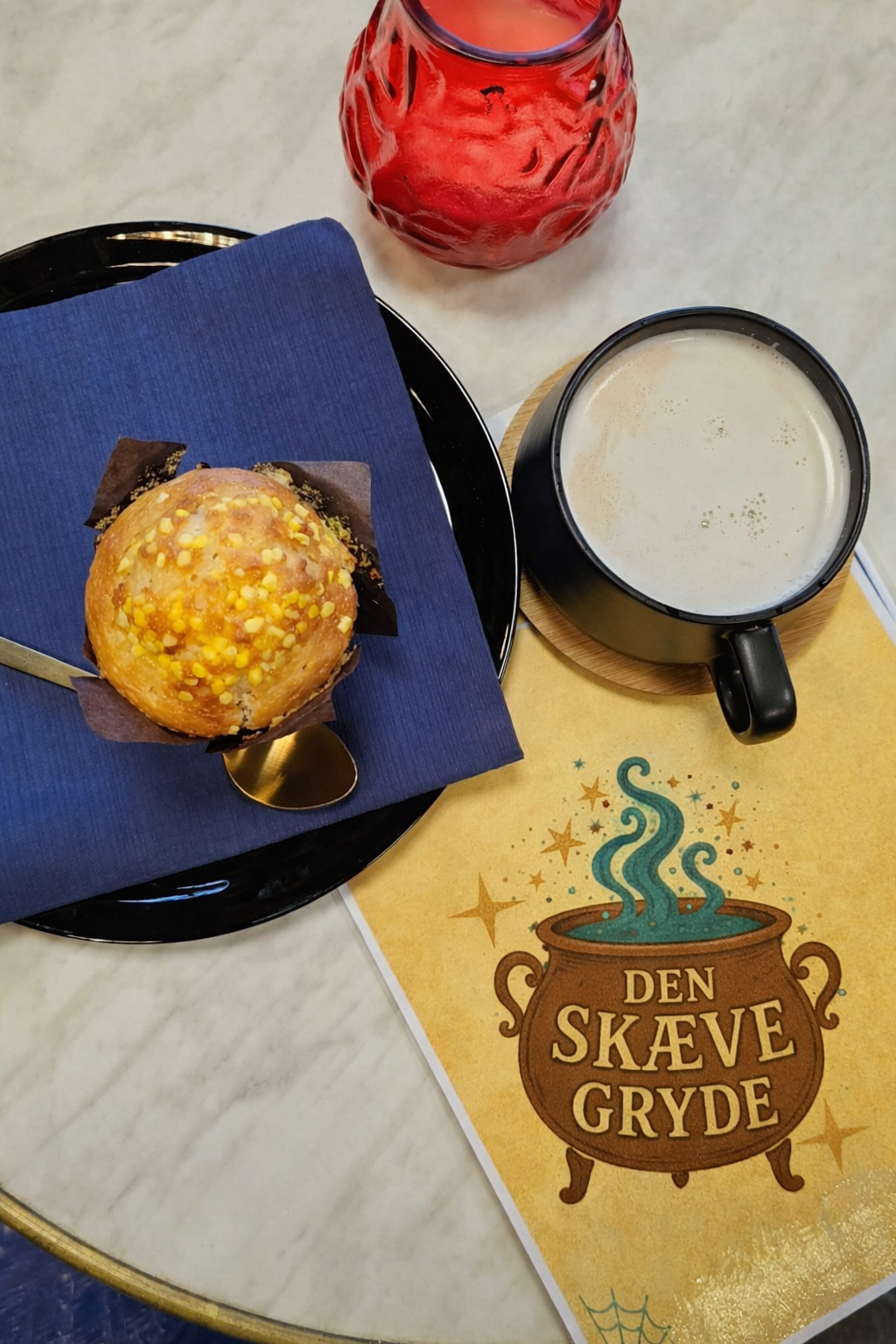 Den Skæve Gryde - Magisk café & butik photo 7