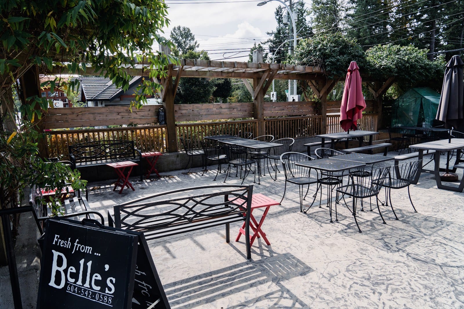 Belle's Cafe