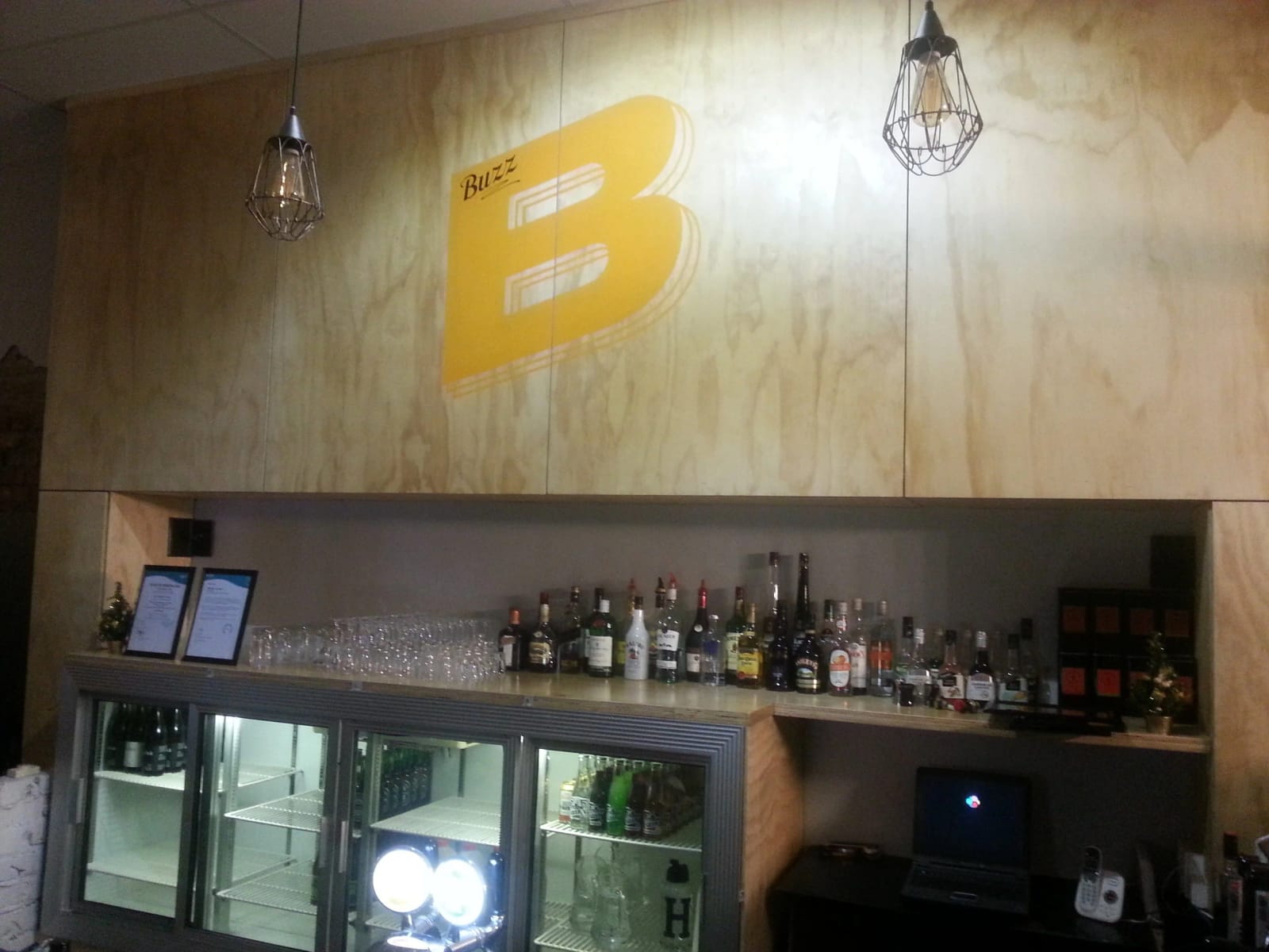 Buzz Cafe & Restaurant photo 2