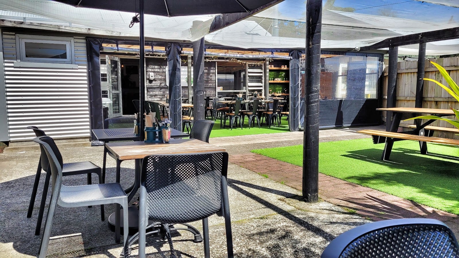 Pikopiko Eatery