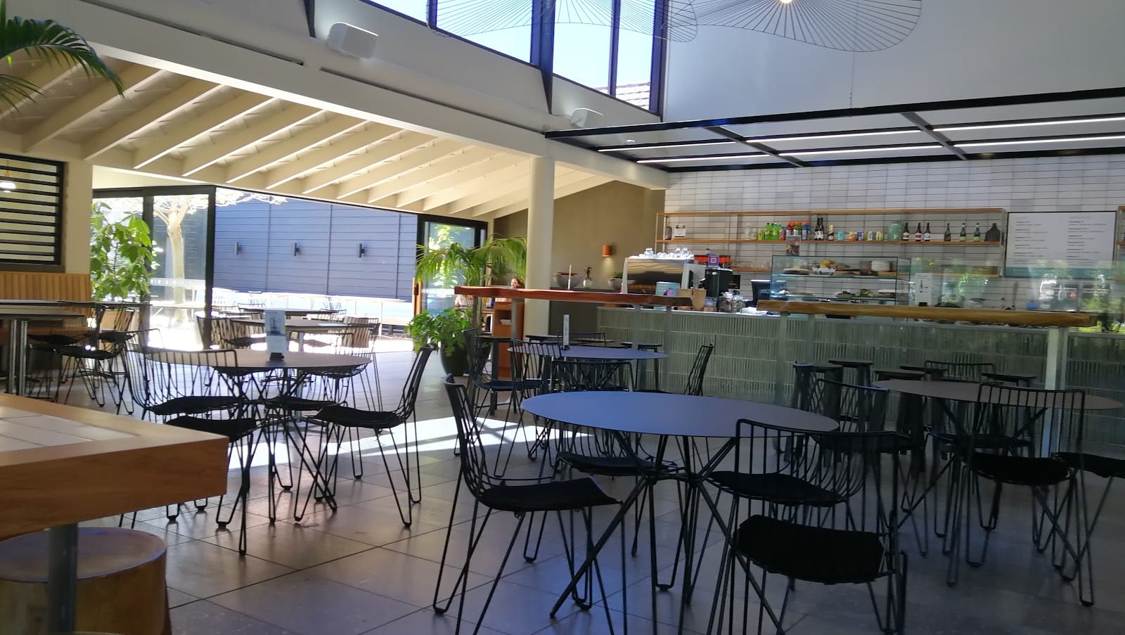 88Rā Café