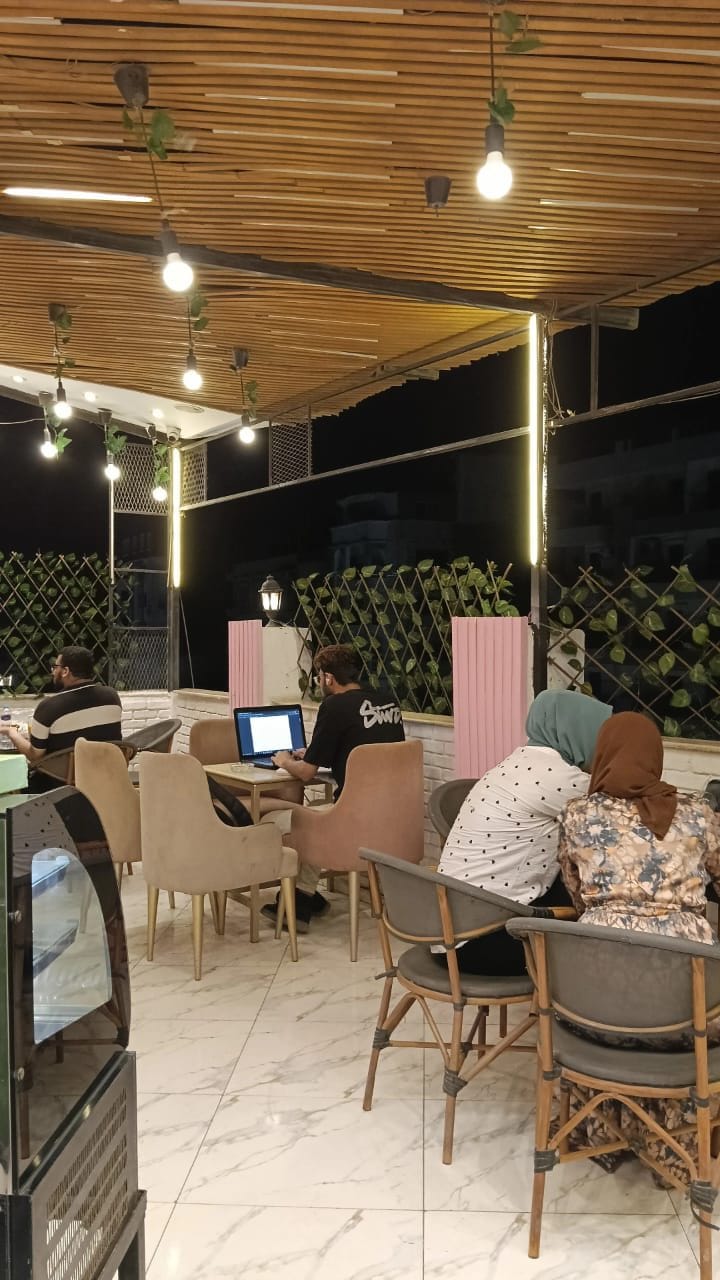 MOON CAFE