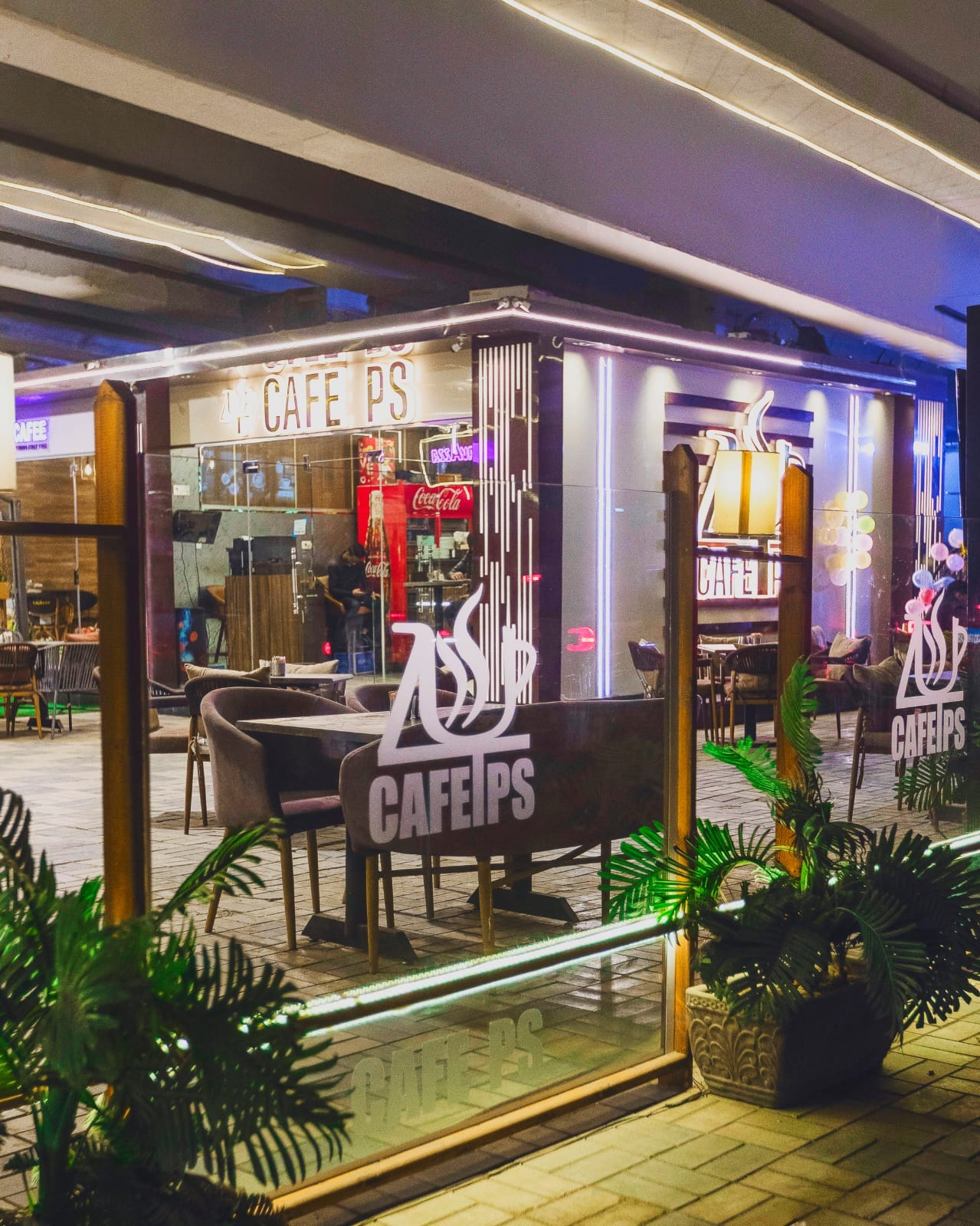 4U Cafe