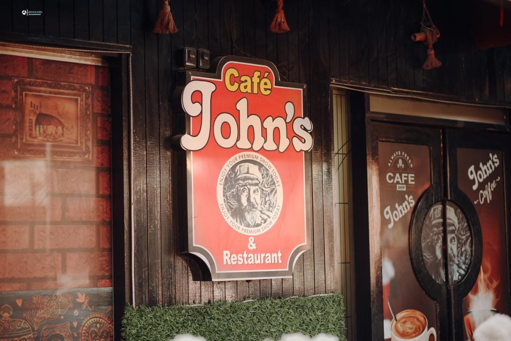John's Cafe