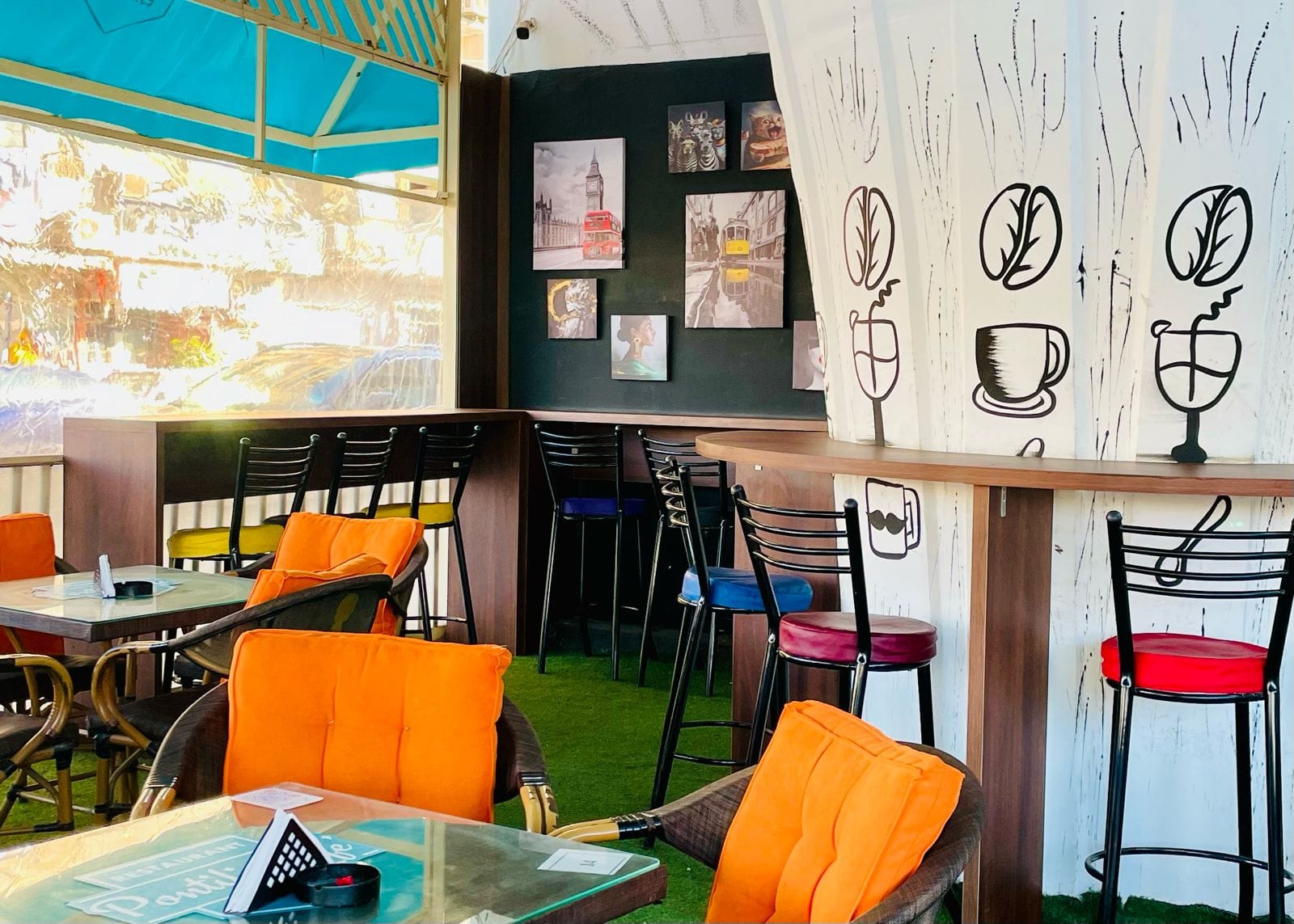 PONTILI cafe