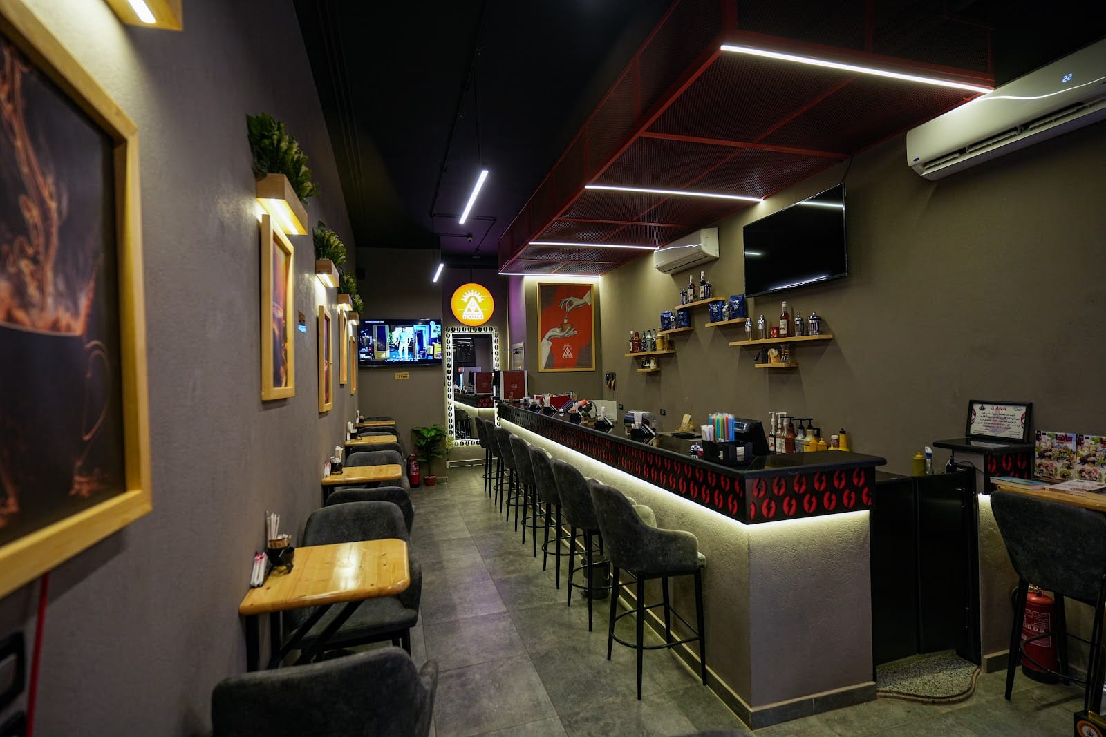 Mozoo Cafe