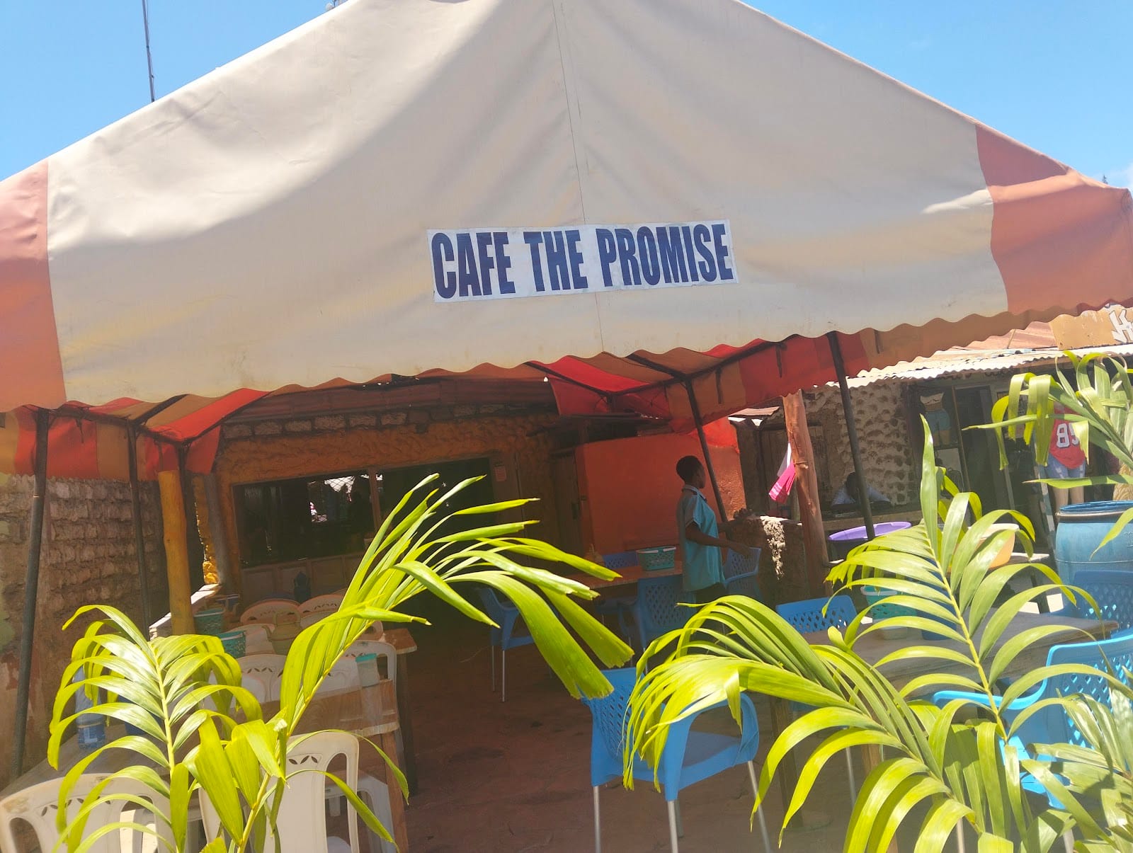 Cafe The Promise
