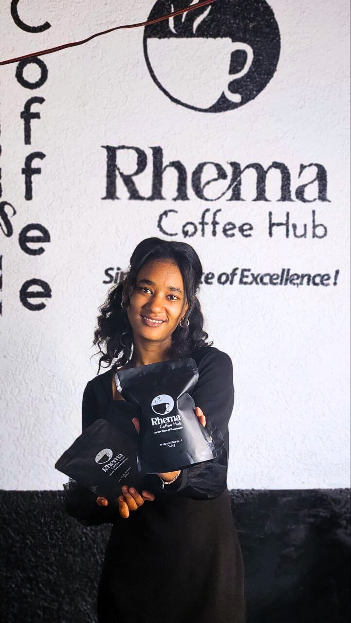 Rhema Coffee Hub - ሬማ ቱኬ photo 4