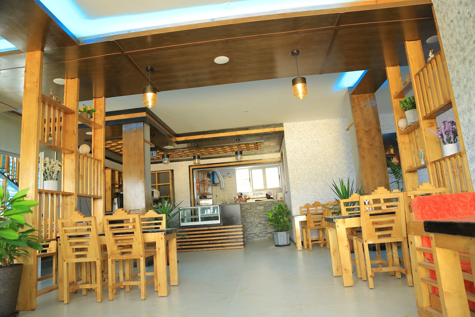 እማ ካፌ ና ሬስቱራንት Ema Café and restaurant