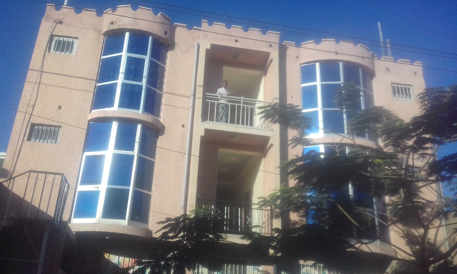 Babu Rahma Cafe and Restaurant & Hotel 🏨