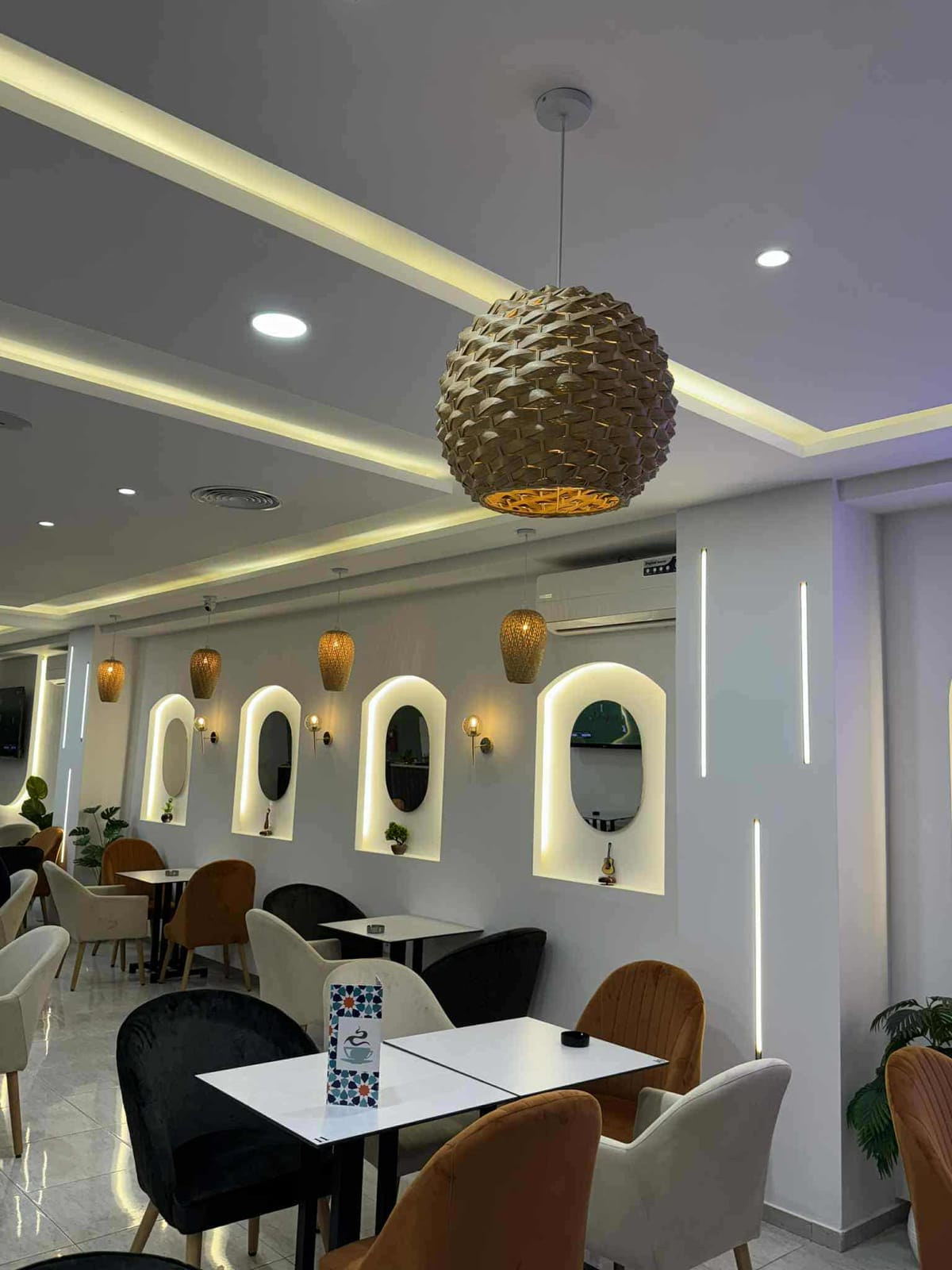 MOZ'ART coffee lounge