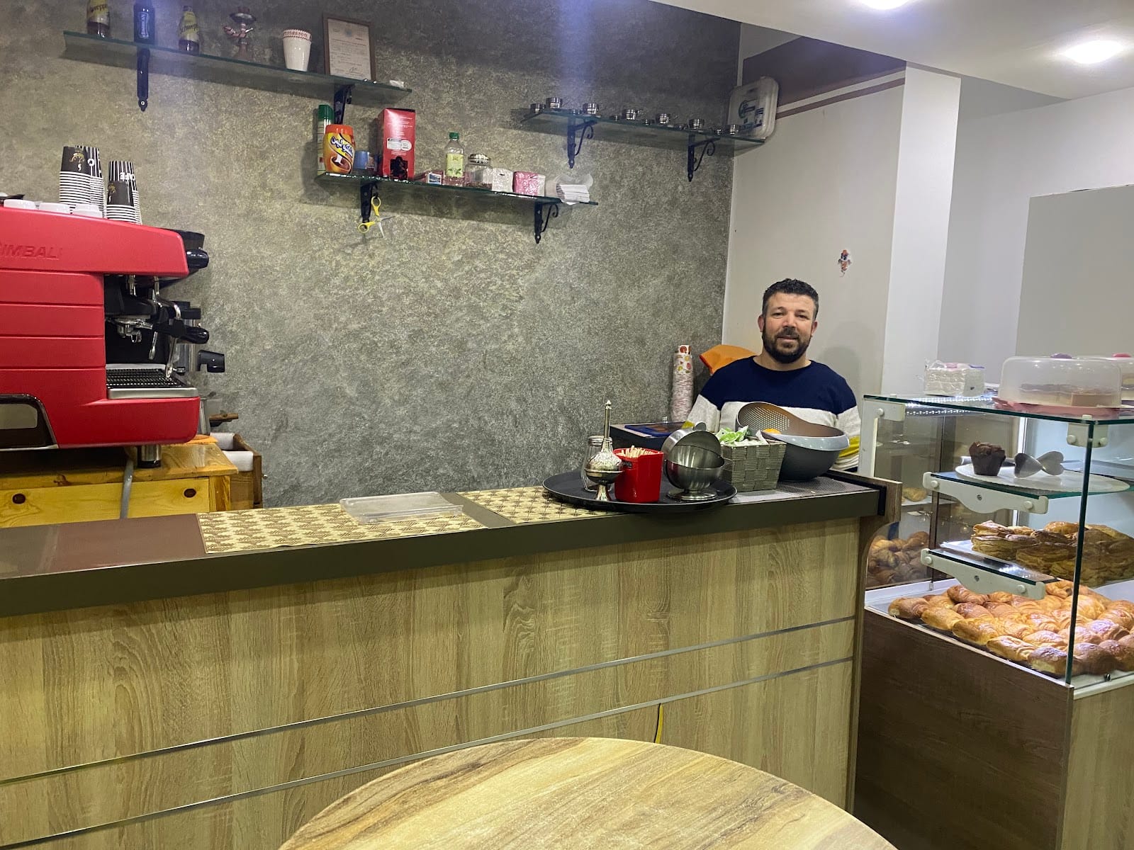 Zarga Corner café مقهى الركن زرقة بنزرت