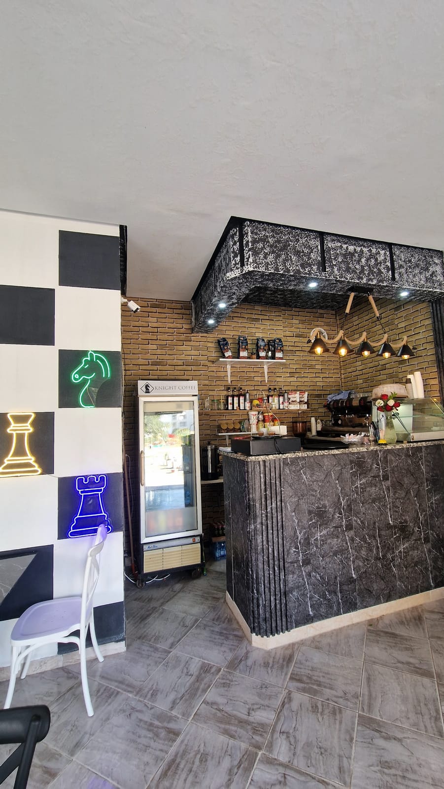 Café knight