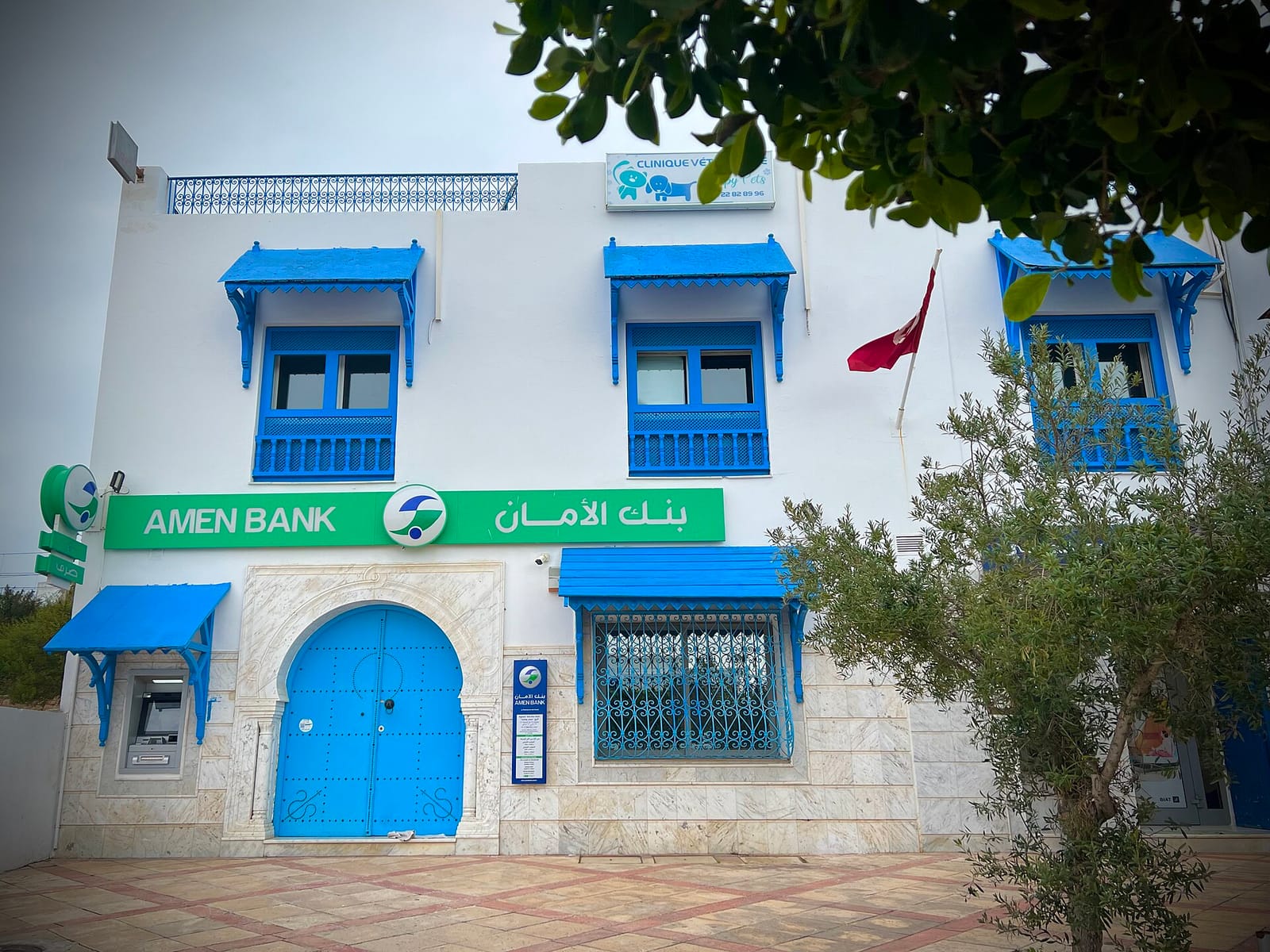 White Sidi Bou Saïd photo 2