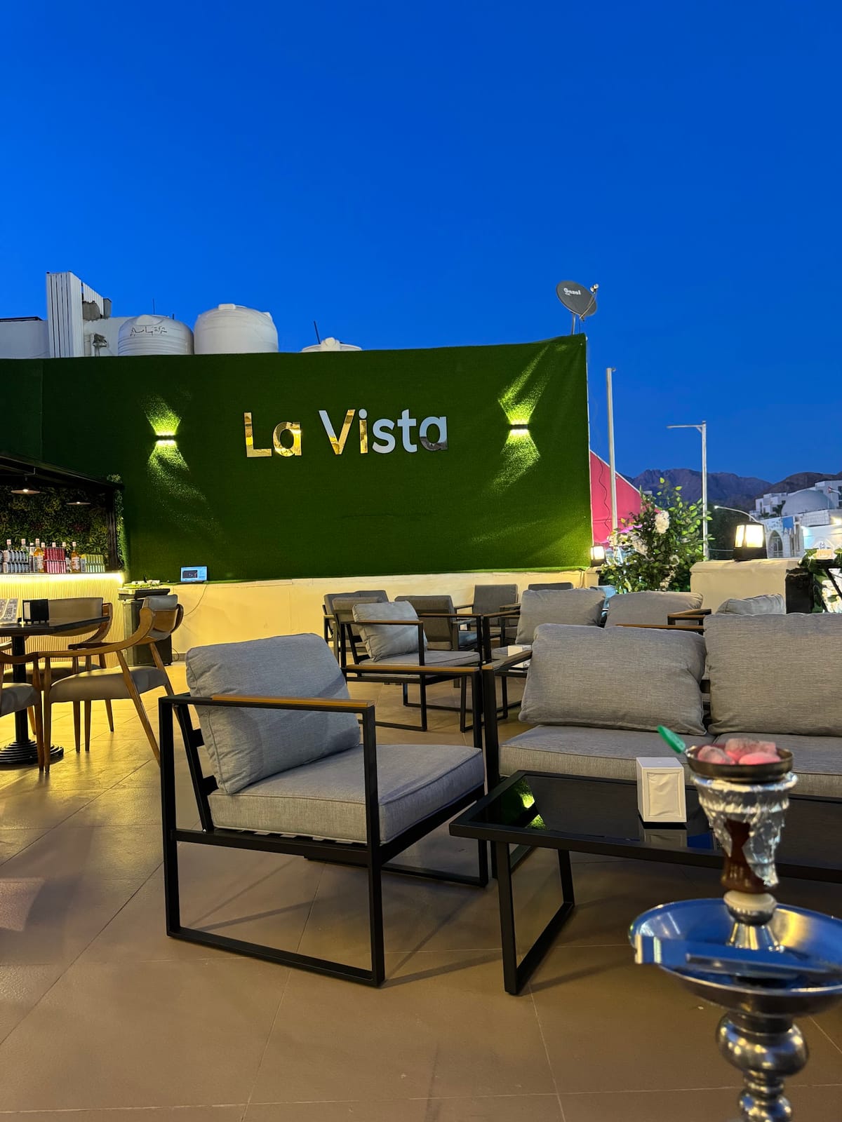 LA Vista