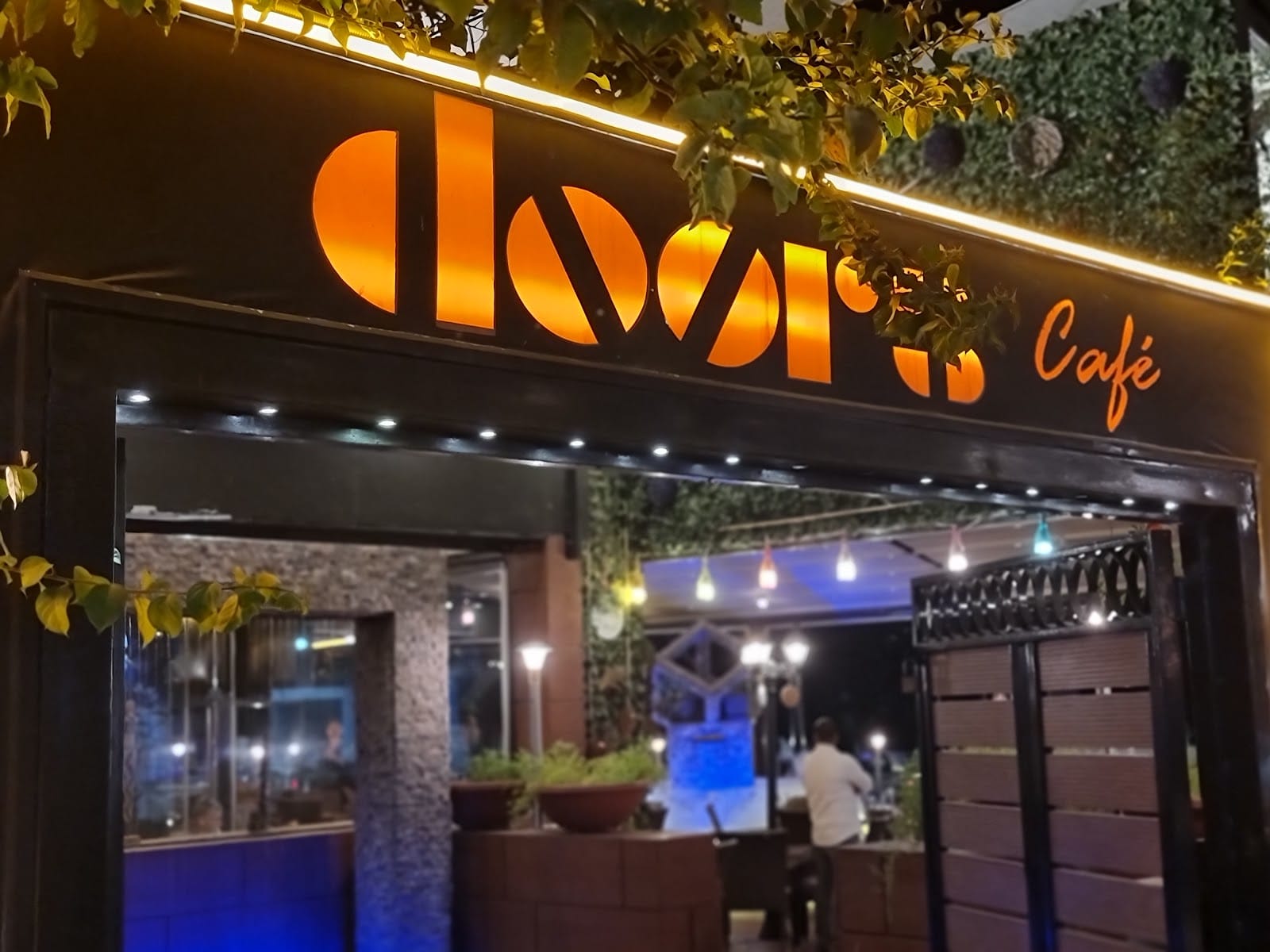 Doors Cafe Jordan University
