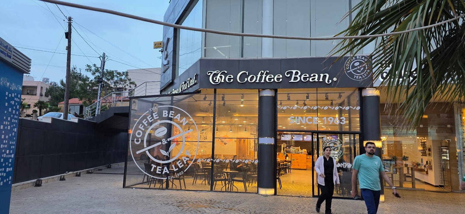 The Coffee Bean and Tea Leaf