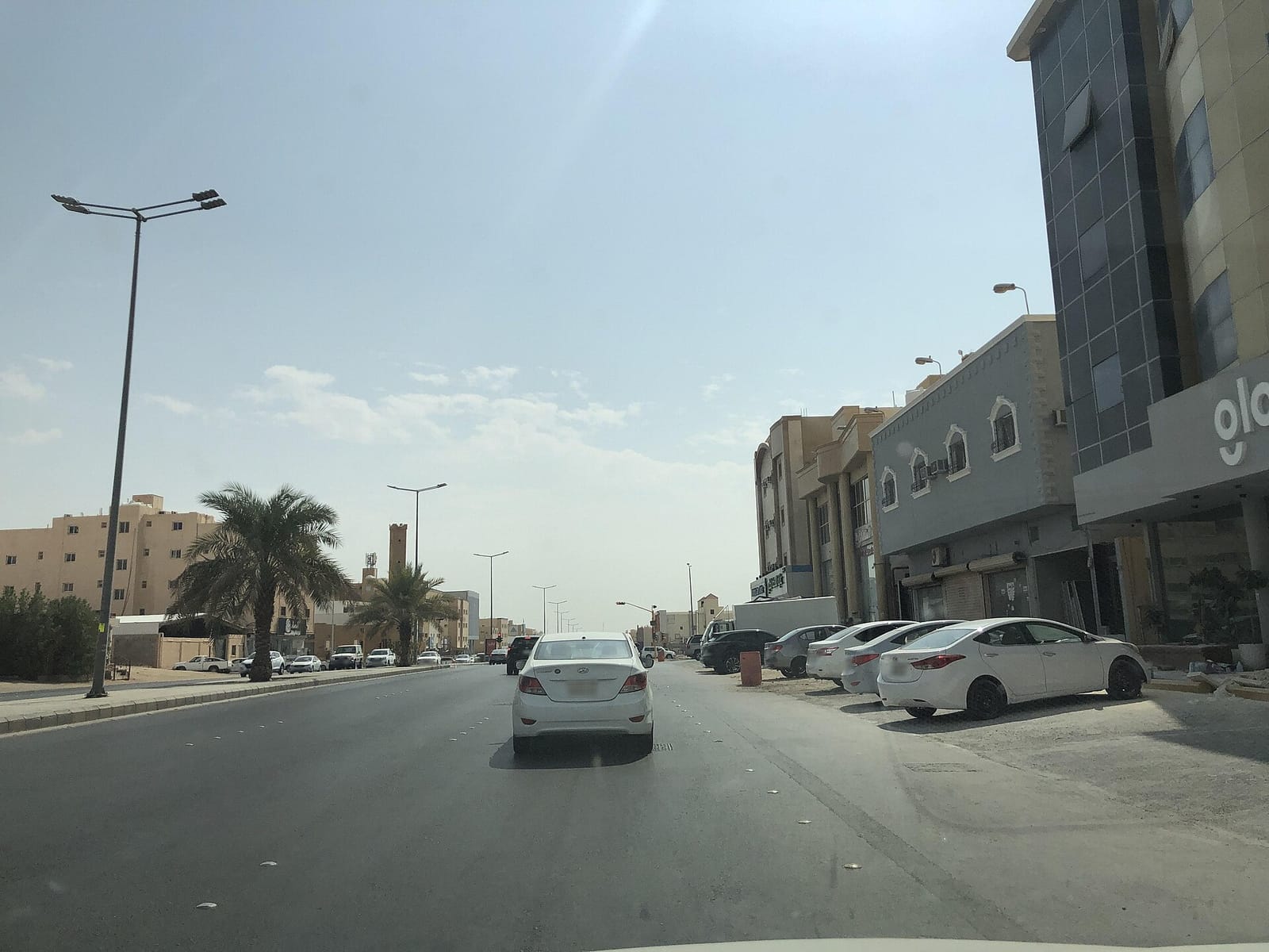 اتش آند اي photo 3