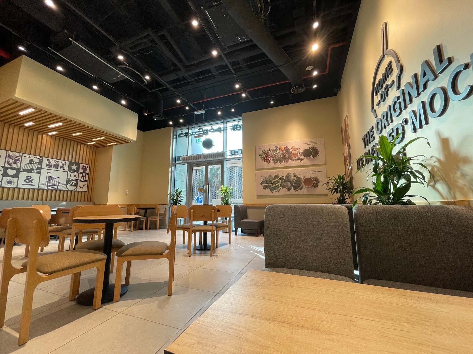 The Coffee Bean & Tea Leaf Yaal Mall