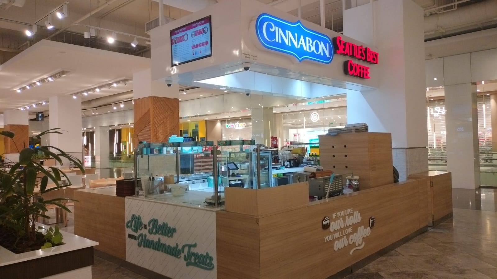 Cinnabon - Seattle's Best Coffee