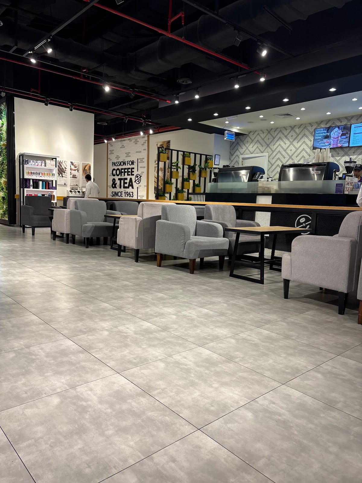 The Coffee Bean & Tea Leaf New Jahra Hospital
