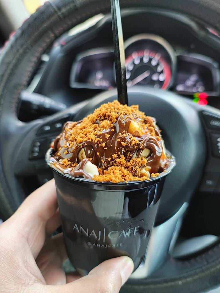 Anaj Cafe truck الزلاق