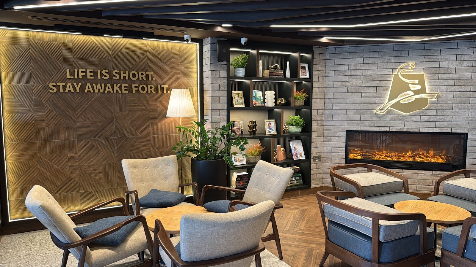 Caribou Coffee Wadi Square