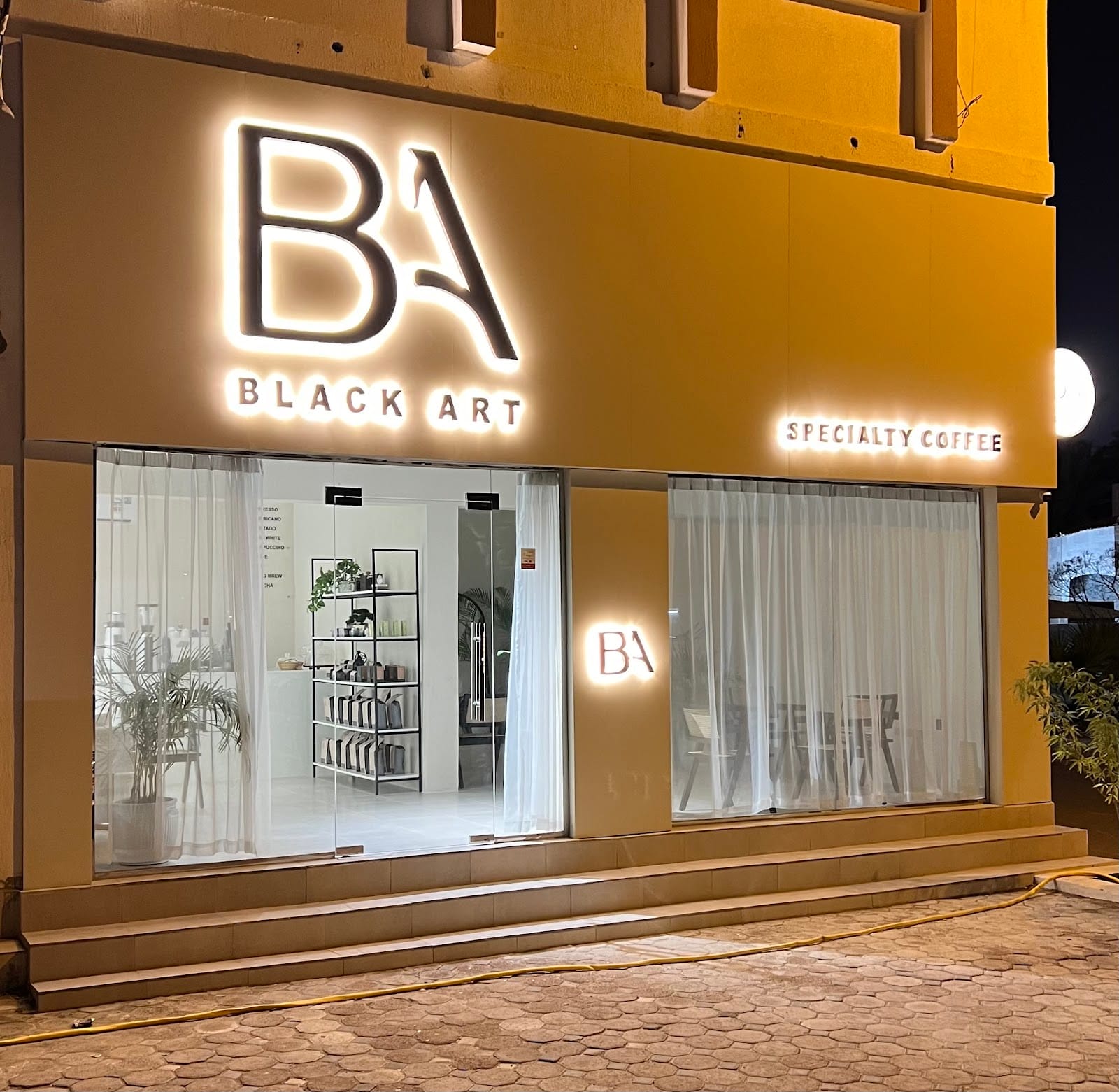 Black art بلاك ارت فرع صعراء