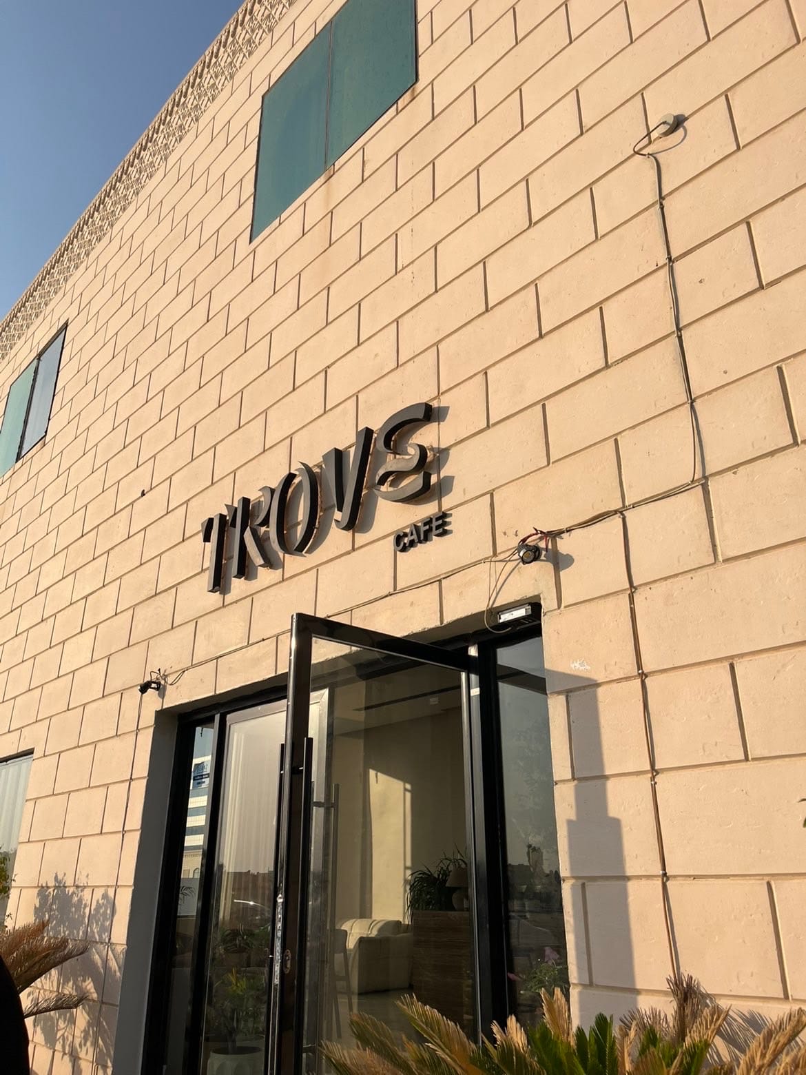 Trove cafe