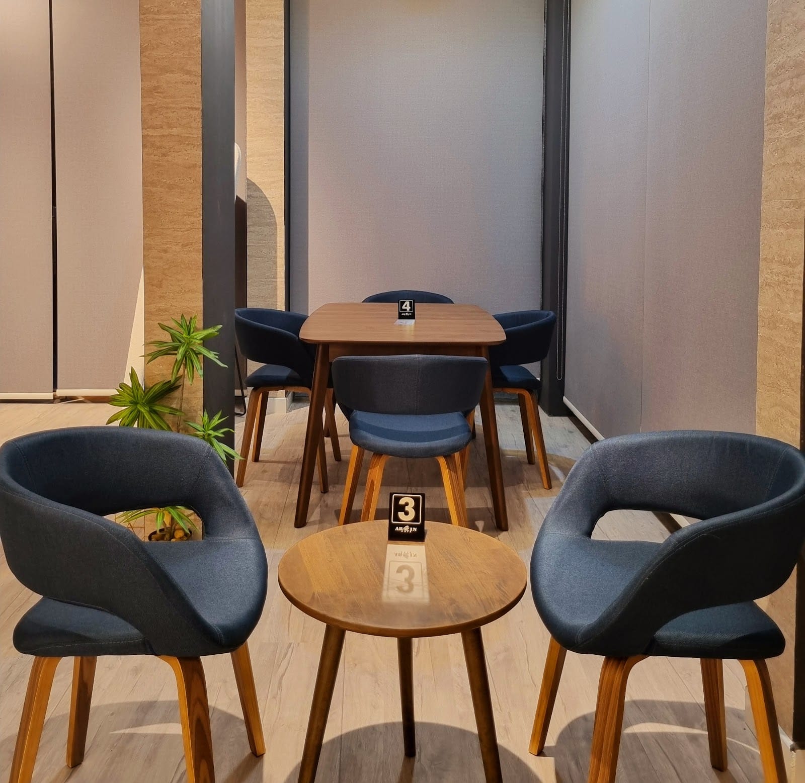 Arvin-cafe