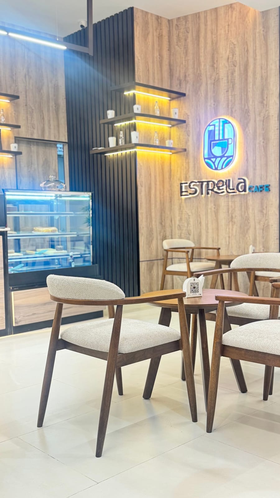 Estrella Cafe