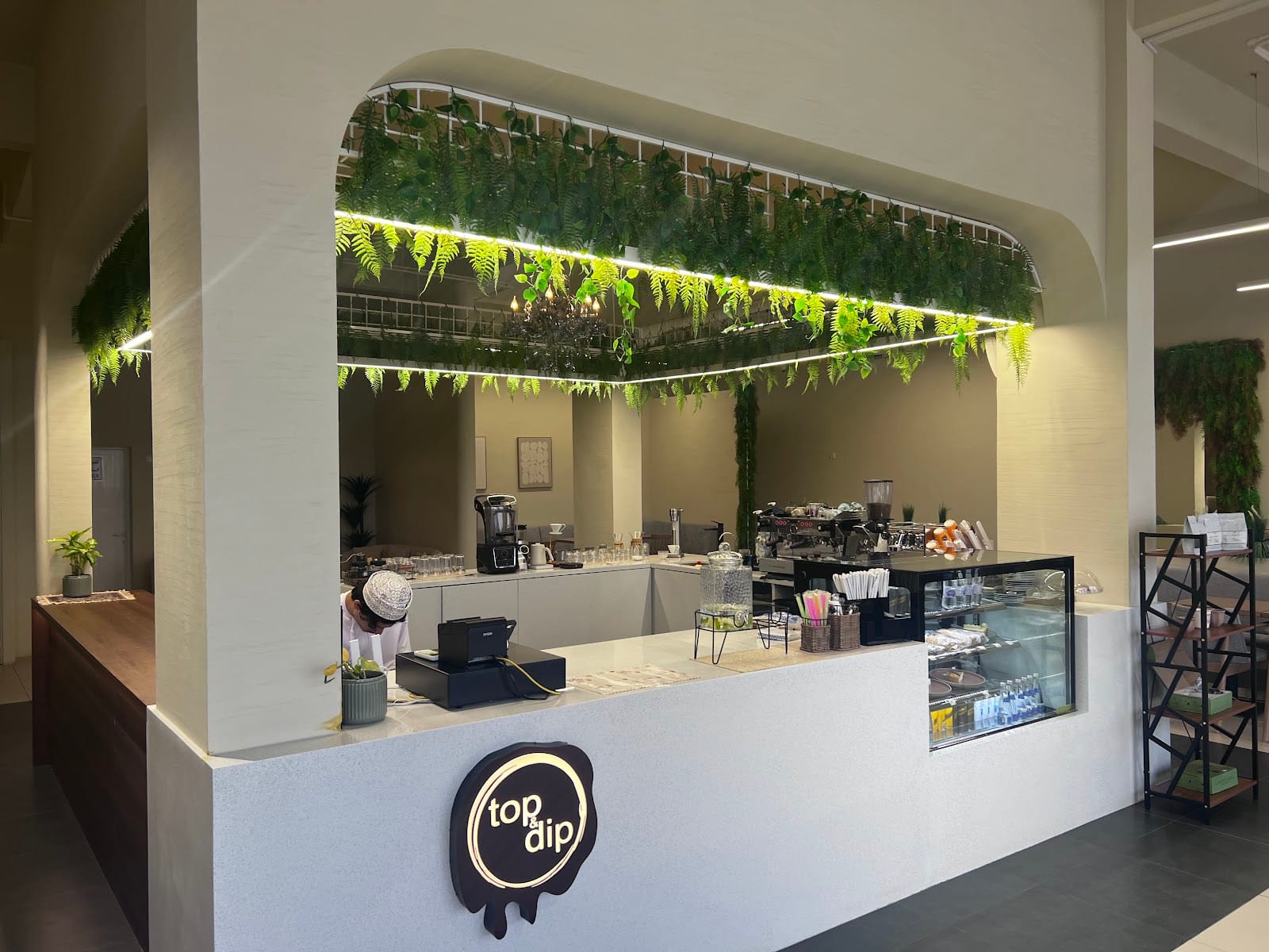 Top and Dip Cafe مقهى توب اند ديب كافيه