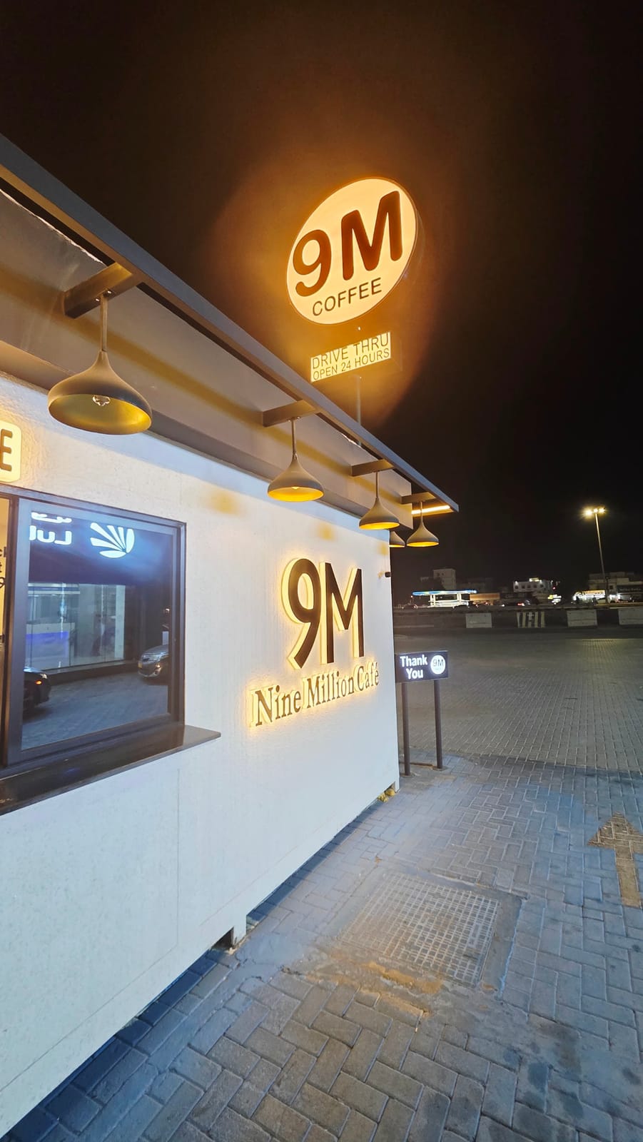 9M Café