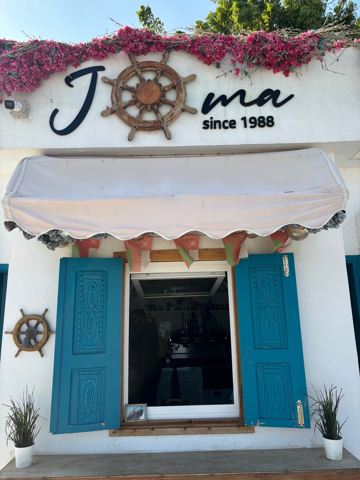 Joma Cafe