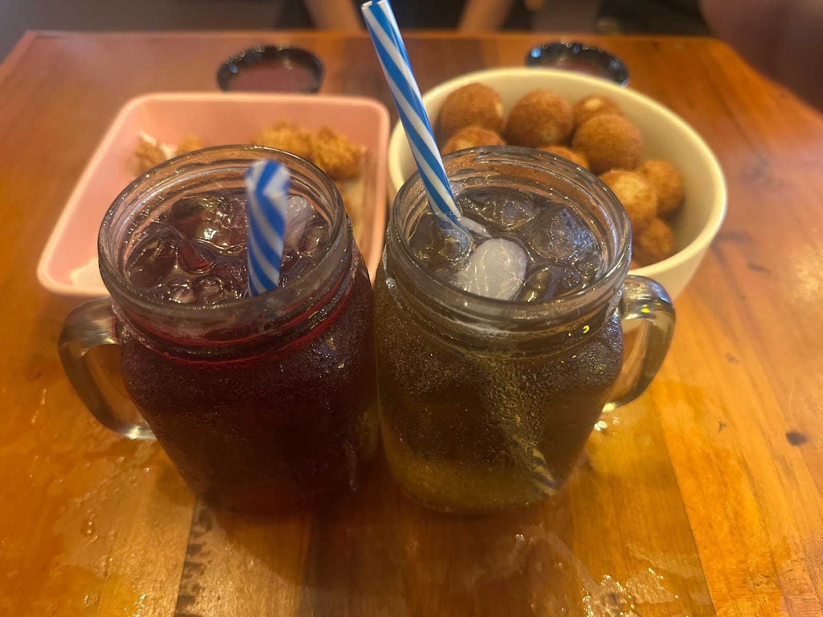 Royal X cafe