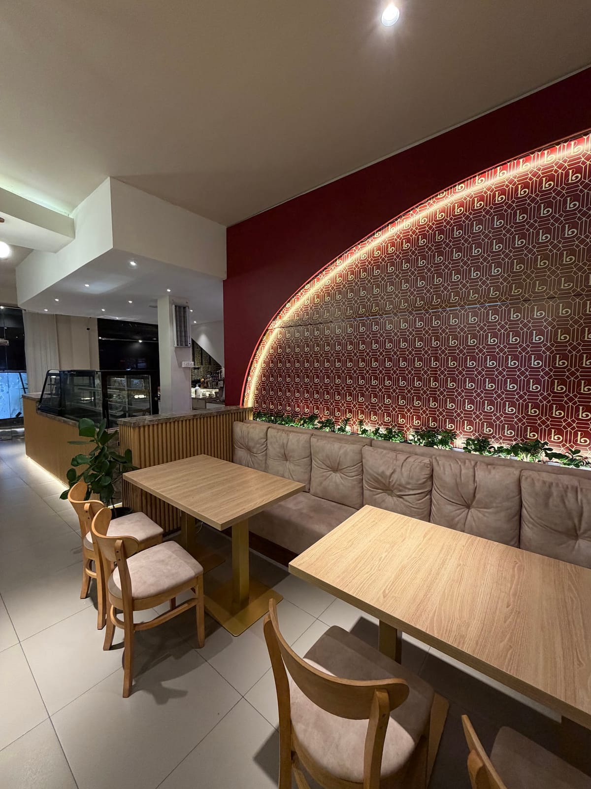 Luster Café by SOLAR