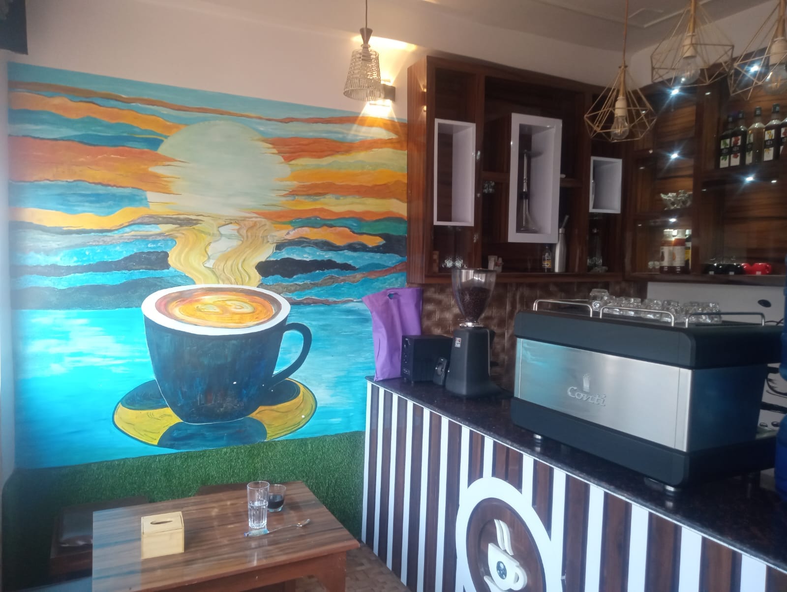 CORNER CAFE