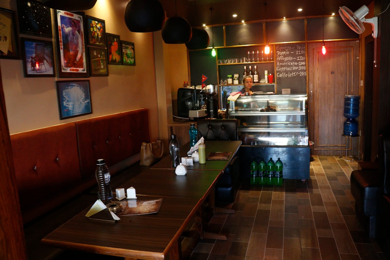 hi five cafe and bakery